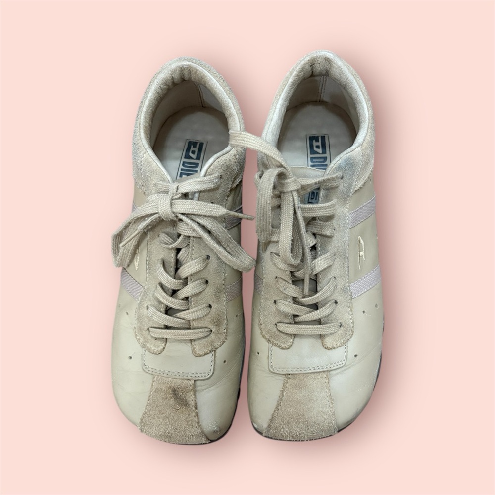 RARE Evelyn Diesel Vintage Beige Leather Sneakers
